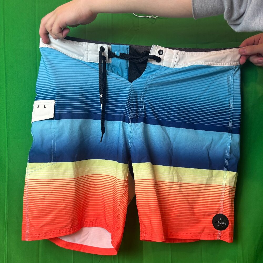 Rip Curl Sunset Print Board Shorts — Size L